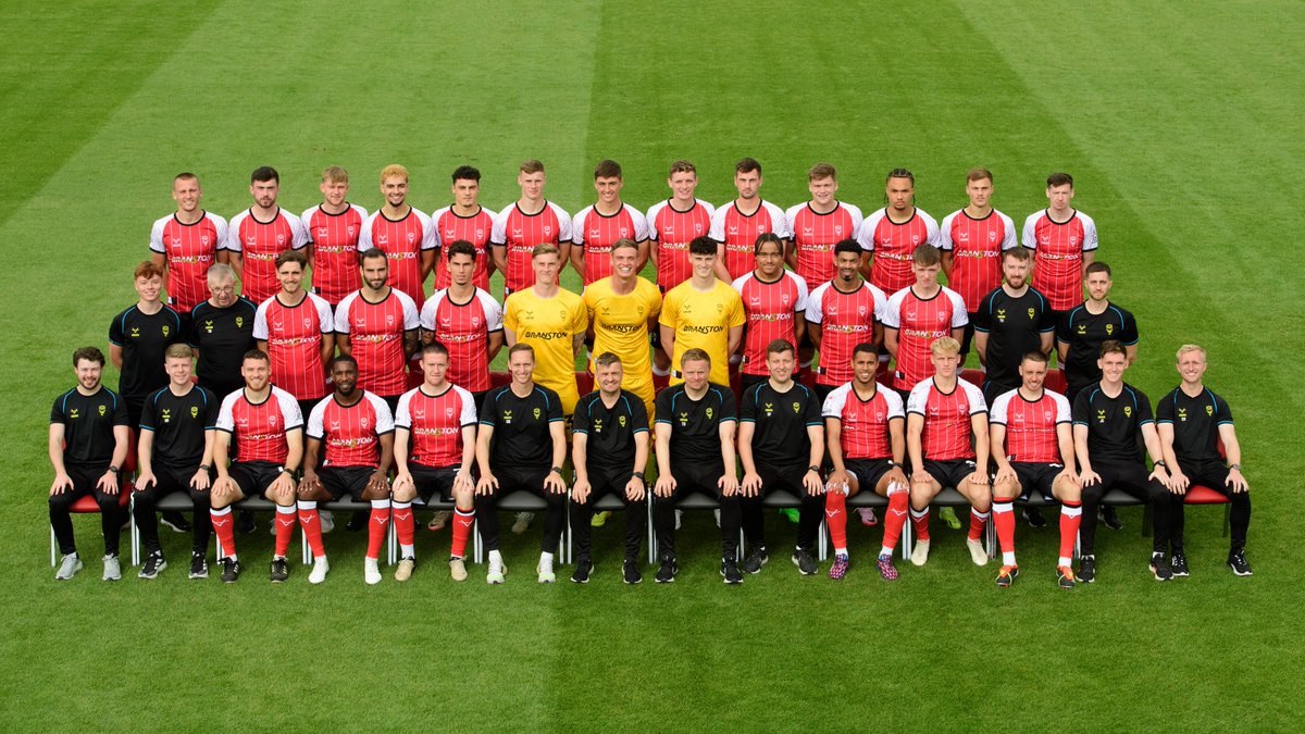 The squad after a win at Plough Lane